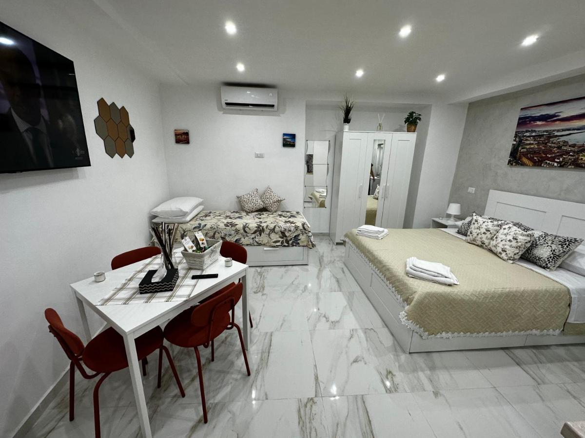 A Cas Ra Nonna Villa Napoli Esterno foto